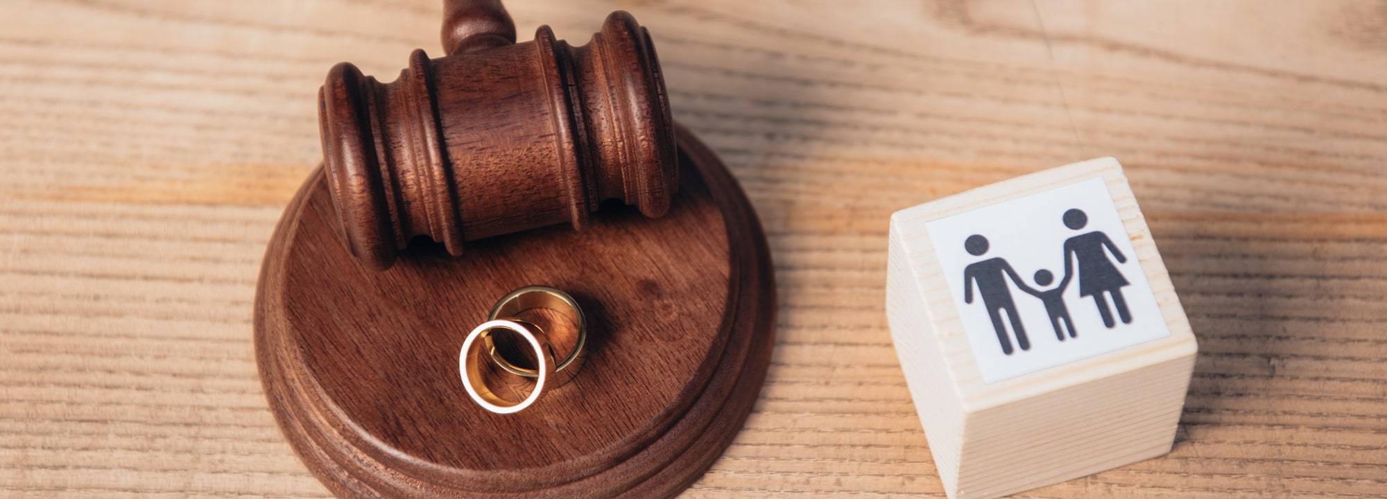 Family Law Lawyer Woodcliff Lake, NJ